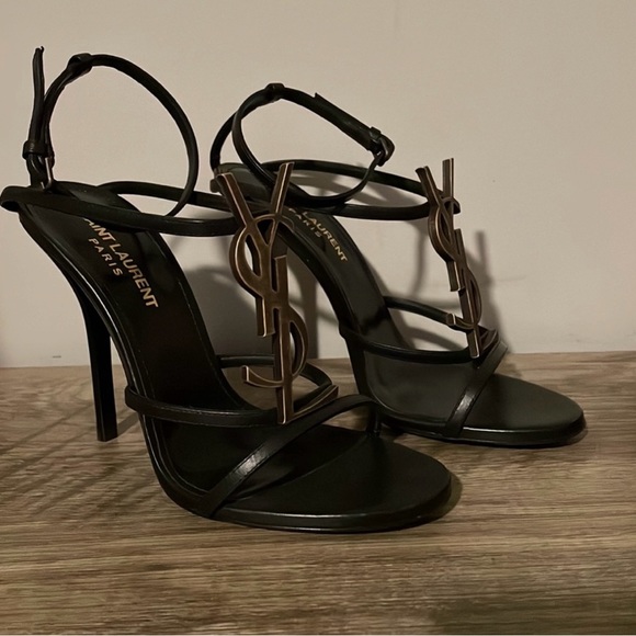 YSL Cassandra Sandal - Picture 3 of 7